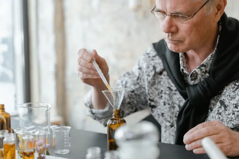 Bottled Memories: The Americans Blending Their Own Perfumes to Tell the Stories No One Else Can
