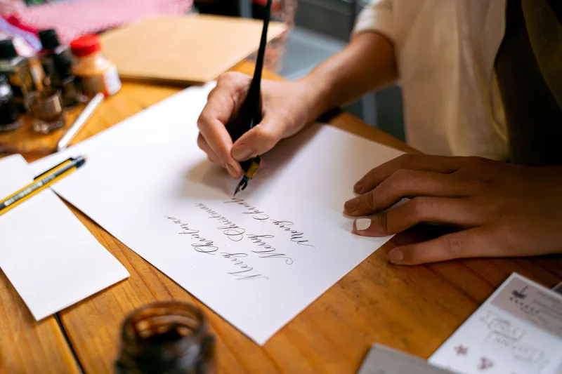 Ink Over Interface: The Quiet Revolution of Americans Writing Letters Again